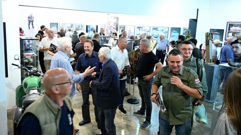 IZLOŽBA NA PUTU DO OLUJE 1991.-1995. - 29072025 - 012