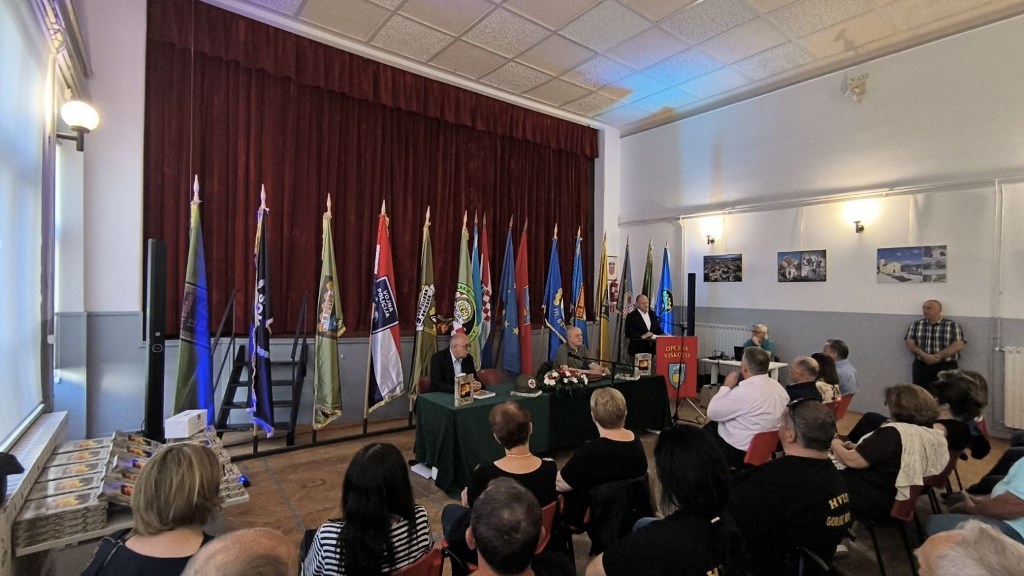 naslovna Hrvatski sanitet ličke bojišnice (11)